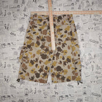 34 -Vintage Y2K GS115 jeans duck camo baggy 00s cargo shorts
