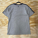 Vintage y2k rocawear hip hop style patch pin R logo t-shirt