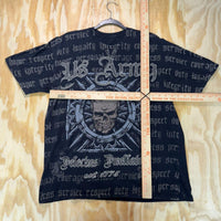 Vintage y2k united states army aop grunge skull 2000 t-shirt