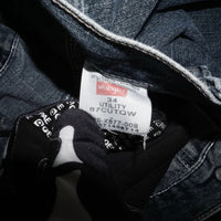 34 - Vintage Y2K Wrangler denim carpenter denim shorts jorts