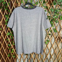 Vintage Y2K Disneyland embroidered crest mickey mouse tshirt