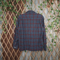 Medium -Vintage Y2K high Sierra by Mervyns 90s plaid flannel