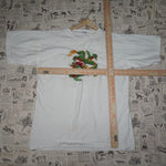 Medium - Vintage Y2K embroider dragon essential 1990s tshirt