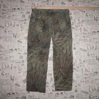 38 - Vintage Y2K real tree camo hunting mossy oak 00s pants