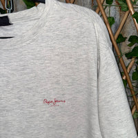 Vintage Y2K Pepe jeans 2000s era hip-hop essential t-shirt