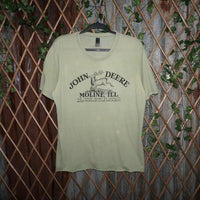 Large-Vintage Y2K John Deere Moline Illinois tractor t-shirt