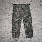 38 - Vintage Y2K Yukon gear real tree baggy carpenter pants