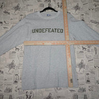 S - Vintage / Y2K Undefeated Chest Spellout Longsleeve shirt