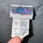 Vintage Y2K Mickey Mouse 2000s cartoon disneyland t-shirt