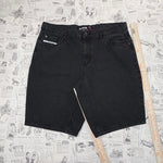 36 - Vintage / Y2K Ecko UNLTD. Black denim jean shorts jorts