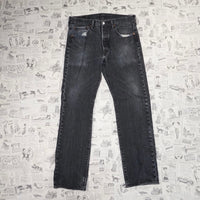 32x32-Vintage Y2K Levi 501 faded black denim essential jeans
