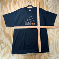 Vintage Y2K Adidas basketball embroidered bball 1990s tshirt