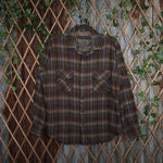 Large - Vintage Y2K Van Heusen plaid brown 1990s button up