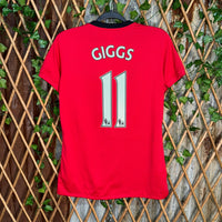 Vintage Y2K Manchester United femme 00s giggs soccer jersey
