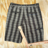 Vintage y2k vans plaid old school grunge skate 00s shorts