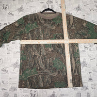 Medium - Vintage Y2K Realtree camo LS pocket 1990s t-shirt