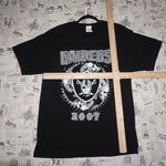 Large - Vintage / Y2K Oakland Raiders 2007 skull nfl t-shirt