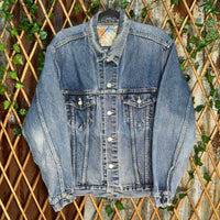 Vintage y2k levi strauss 1990s faded denim trucker jacket