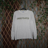 S - Vintage / Y2K Undefeated Chest Spellout Longsleeve shirt
