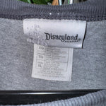 Vintage Y2K Disneyland embroidered crest mickey mouse tshirt