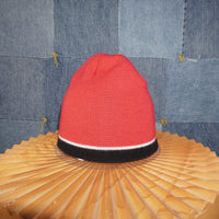 OSFA - Vintage / Y2K 00s skater style striped knitted beanie