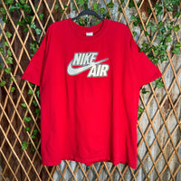 Vintage Y2K Nike air skate embroidered logo 2000s t-shirt