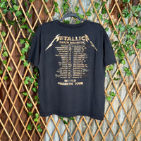 Vintage Y2K metallica death magnet skull 2000s tour t-shirt