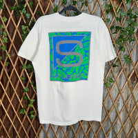 Vintage Y2K stubbies hawaii leaf 1990s surf skate t-shirt