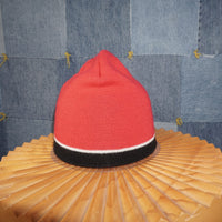 OSFA - Vintage / Y2K 00s skater style striped knitted beanie
