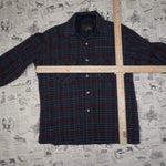 Medium -Vintage Y2K high Sierra by Mervyns 90s plaid flannel