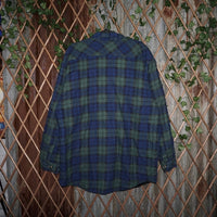 XL -Vintage Y2K Outdoor exchange puffer plaid flannel jacketd