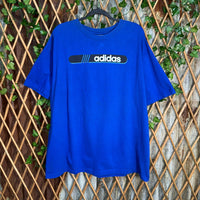 Vintage Y2K Adidas logo spellout 3 stripes 2000s t-shirt