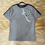 Vintage y2k rocawear hip hop style patch pin R logo t-shirt