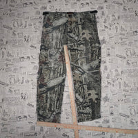 38 - Vintage Y2K Yukon gear real tree baggy carpenter pants