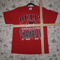 large - Vintage Y2K Nba all over print tee - Red - L