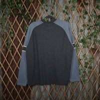 medium - Vintage Y2K Side Out gray knitted sweater serve - M