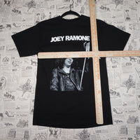 S - Vintage Y2K Chaser T-Shirts ramones joey ramone singer - Black - S