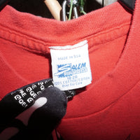 18-20 - Vintage Y2K Salem Sportswear T-Shirts description - Red - 18-20