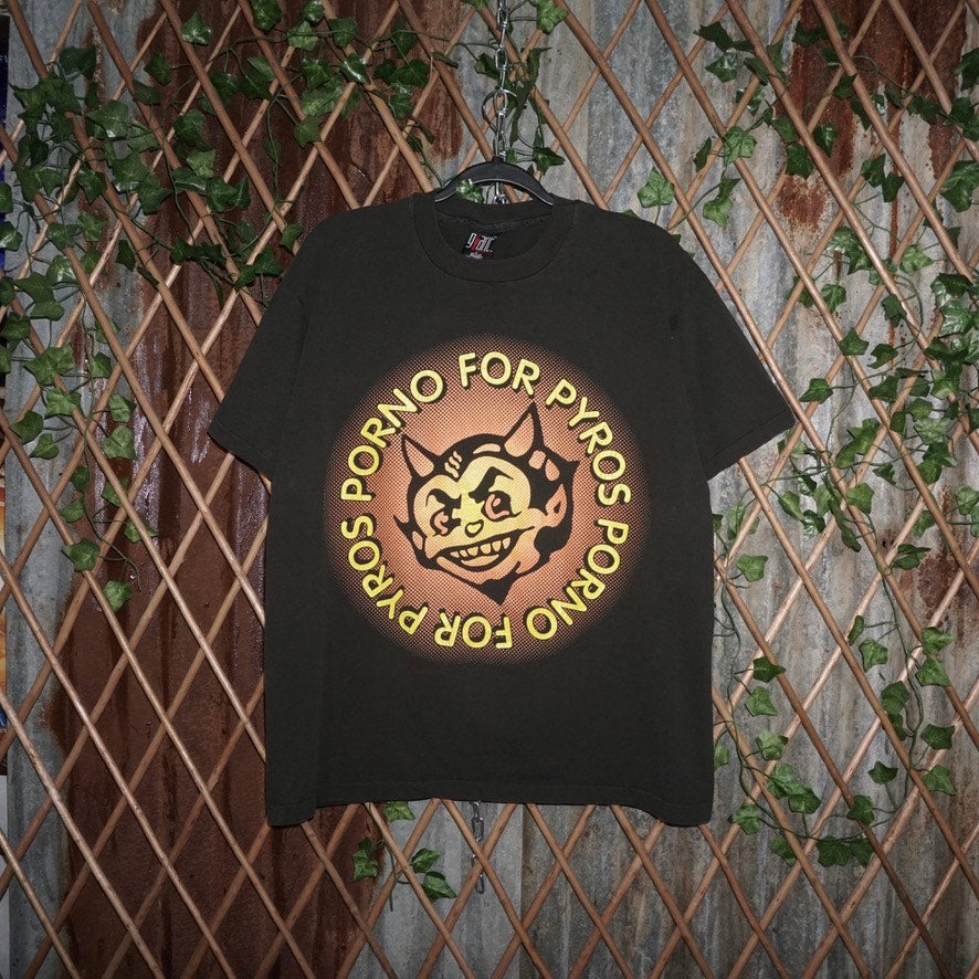 XL - Vintage Y2K porno for Pyros rock band 90s giant t-shirt