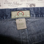 34 - Vintage / Y2K baggy wide leg faded 2000s hip hop jorts