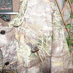 L - Vintage / Y2K RealTree Huntin Camo Embroidered 3M Jacket