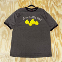 XL - Vintage y2k peeps in the hood t-shirt