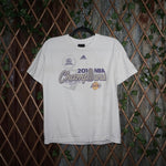 Small - Vintage Y2K Adidas LA Lakers Finals Champs t-shirt